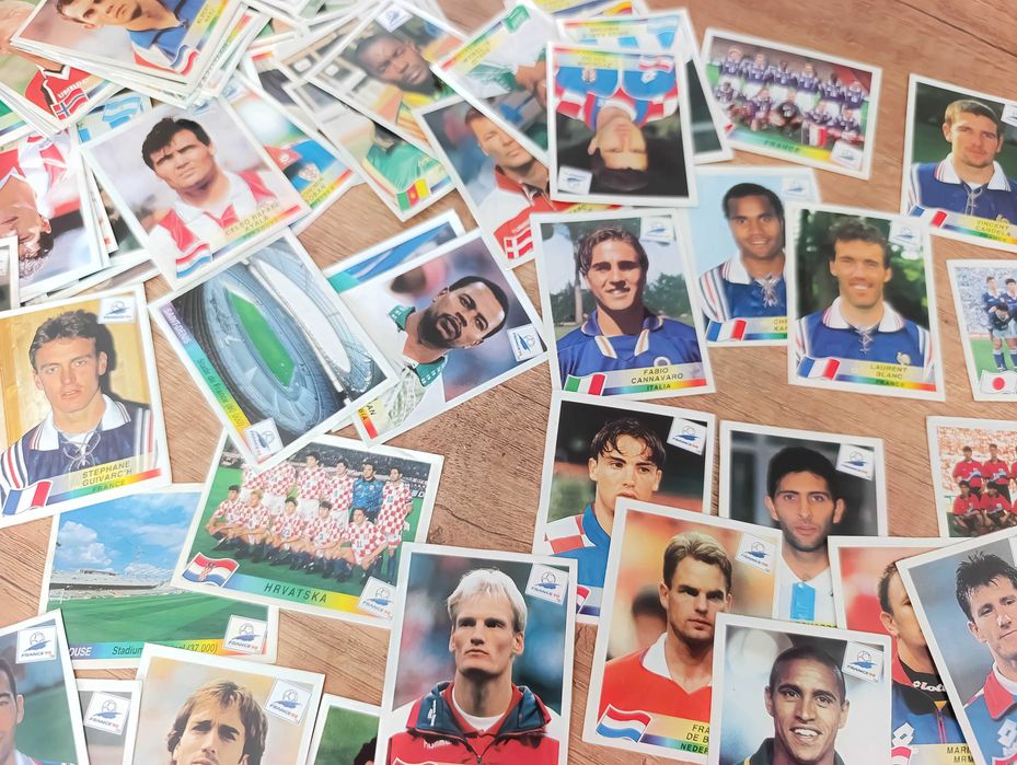 MUNDIAL FRANCE 98 PANINI - Karty z albumu 239 sztuk