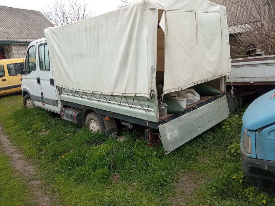 продається iveco 29L10