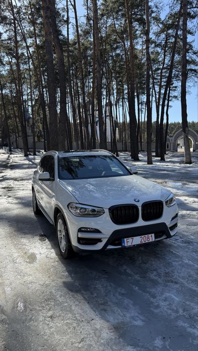 Автомобіль BMW X3 2019 G01 кроссовер, позашляховик