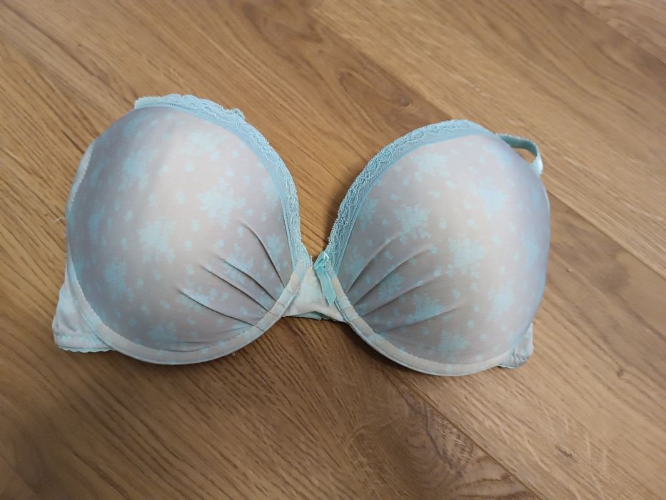 Biustonosz nipplex 70 F