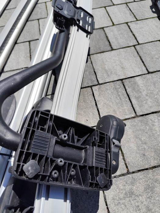 Bagażnik rowerowy Thule 591 ,na wsówkę T lub obejmy