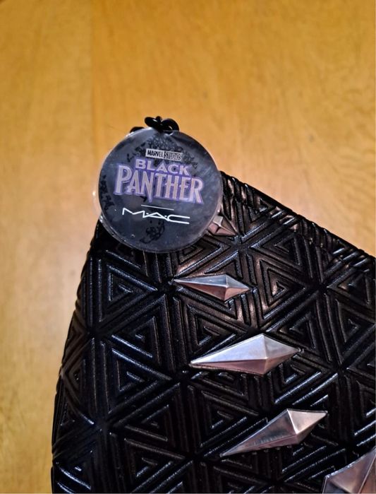 Kosmetyczka mac black panther czarna nowa