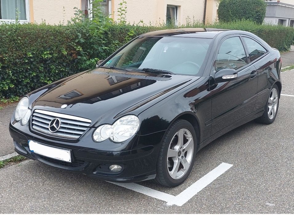 Mercedes-Benz C180 Kompressor Coupé foto 2