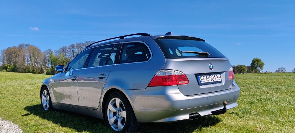 Sprzedam BMW E61 523i