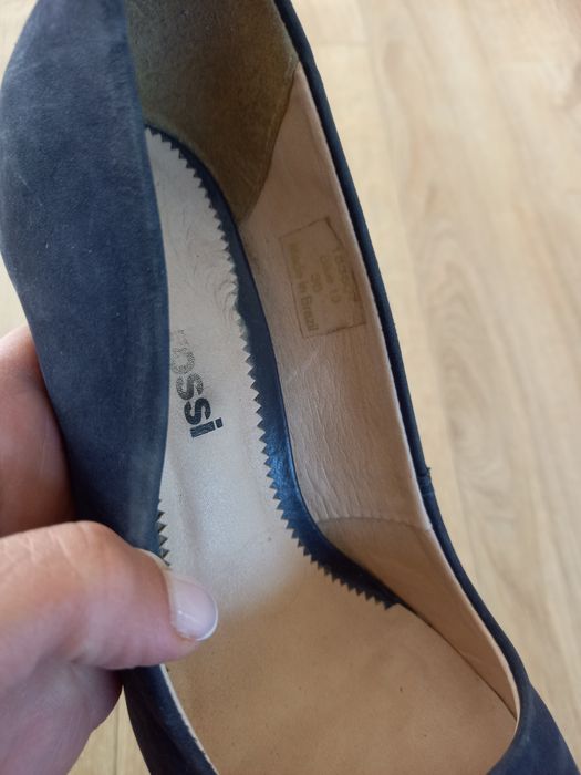 Buty Gino Rossi zamszowe roz. 36