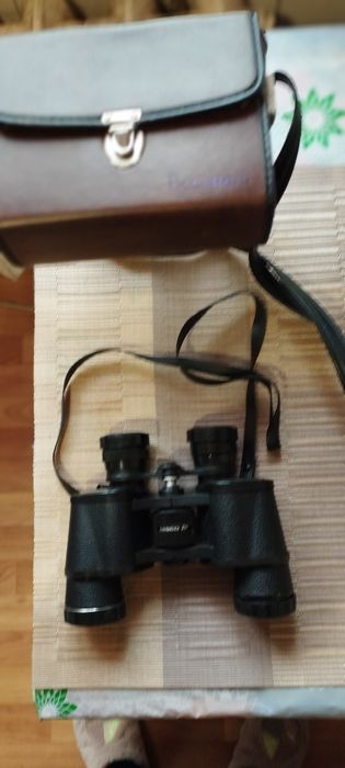 Бинокль. Tasco  zip. 7×35.zip FOCUS 2000. 420FT/1000YDS  14DM/1000 CM