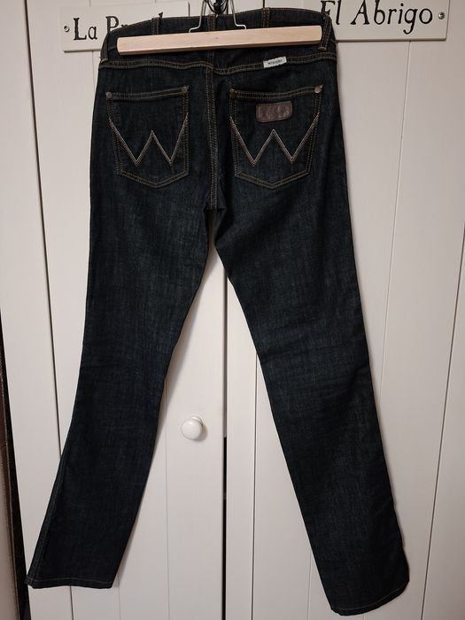 Spodnie jeans Wrangler W26 L32