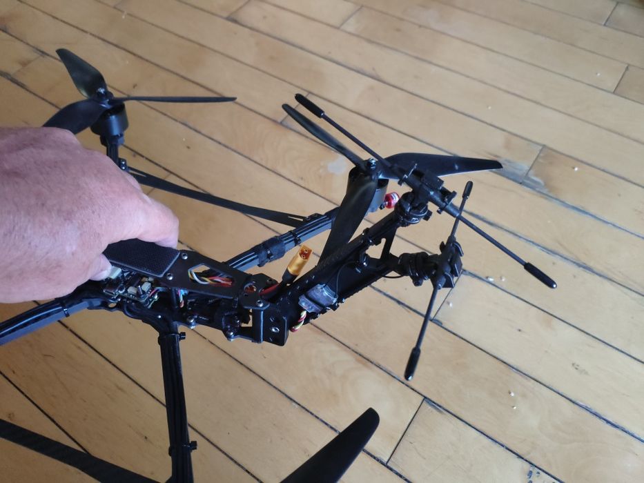 Дрон для ППО FPV квадрокоптер перехоплювач ворожих дронів