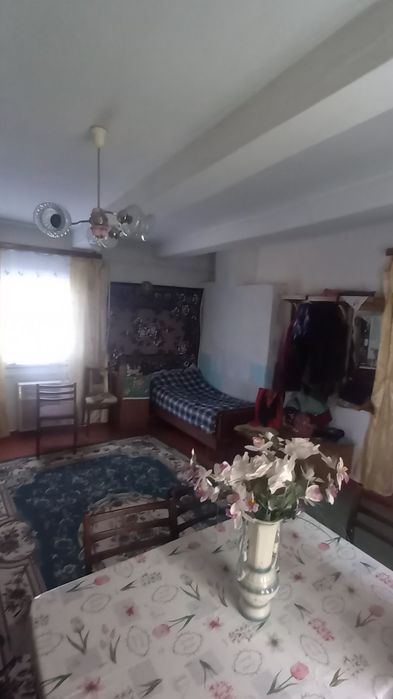 Продається хата .