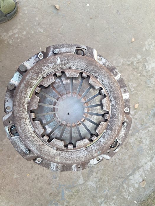 Сцепление (Корзина и Диск) с Chevrolet Aveo T250