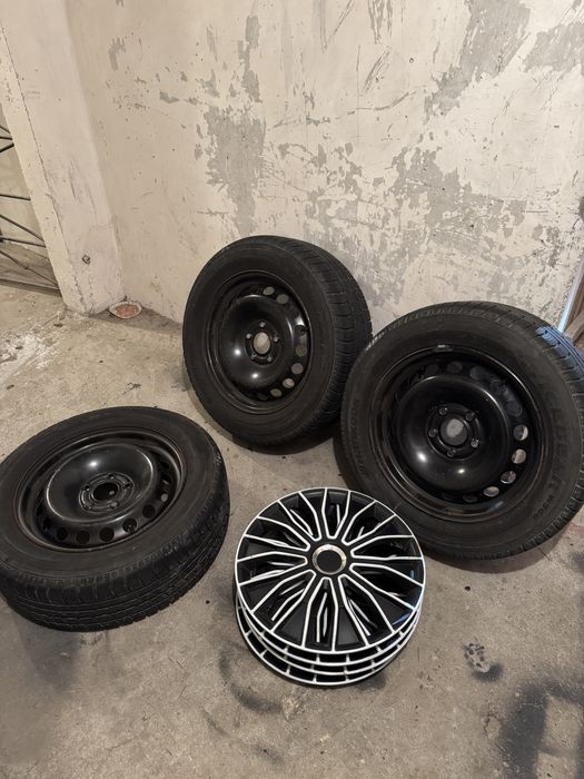 Koła Scenic 3 - felgi - opony zimowe - kołpaki - 205/60 R16 zapasowe