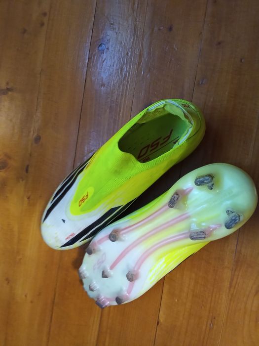 Продам бутси adidas F50 size 40