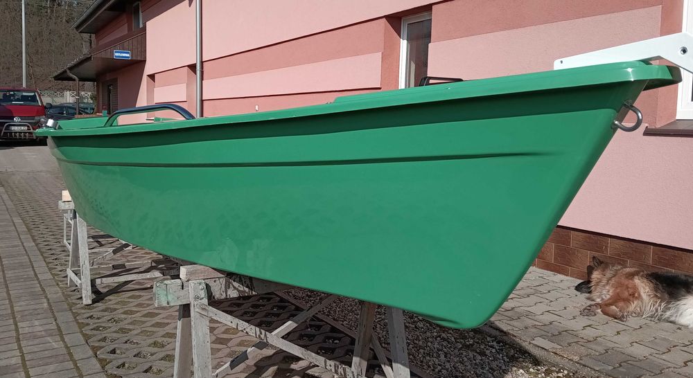 Łódź łodzie wędkarskie producent Korsarz 390cm