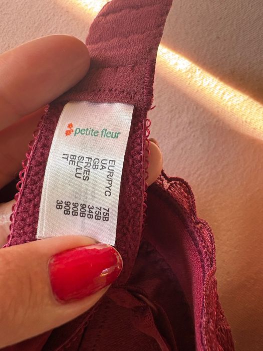 Nowy Biusztonosz stanik Petite FLEUR 75B koronkowy bordowy