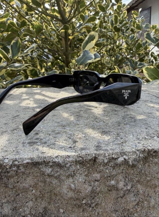Okulary przeciwsłoneczne prada