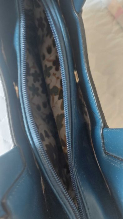 Elegancka Torebka niebieska do ręki marki Tom & Eva