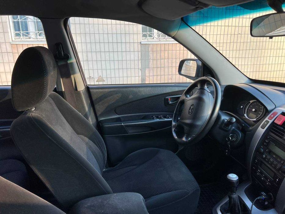 Продаю Hyundai Tucson 2008