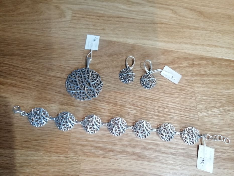 Biżuteria srebrna pr.925 Nowa-kolczyki, bransoletka, wisior. Drzewko