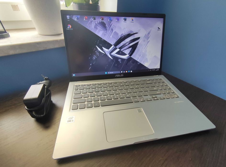 Laptop Asus x515ja I5 1035G 16GB RAM 256 SSD m2 15.6 cala FULL HD IPS