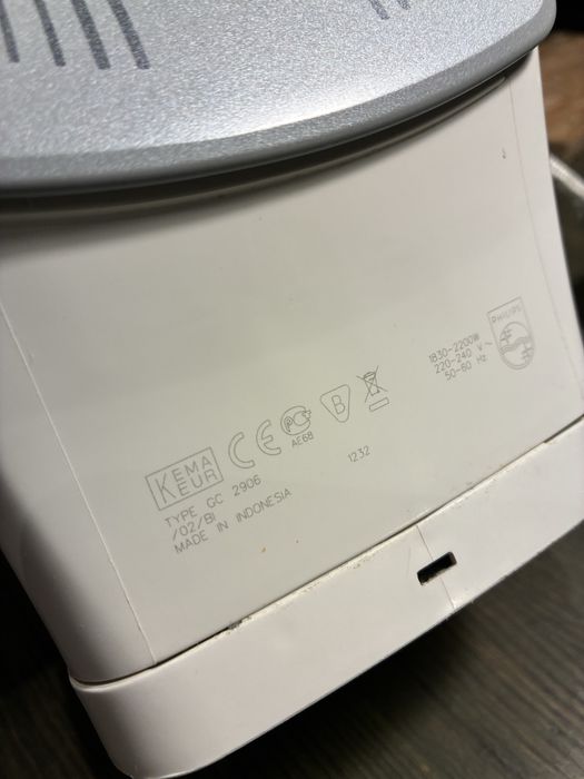 Żelazko parowe philips powerlife gc2906/02