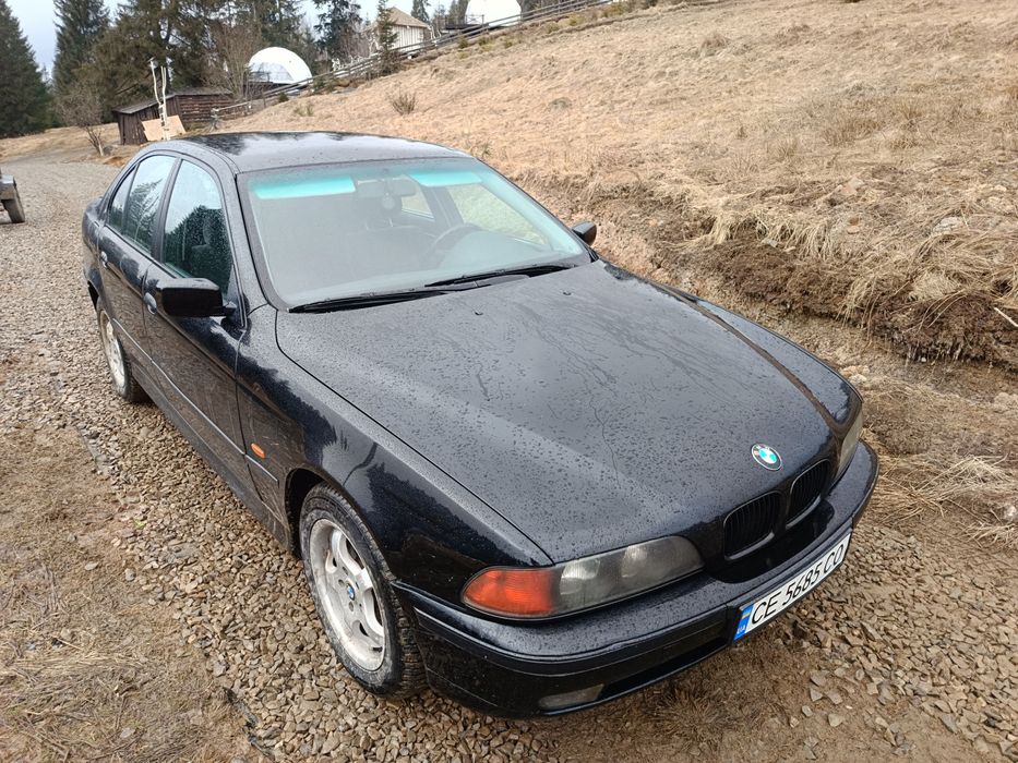 Продаю BMW e39 2.5 бензин