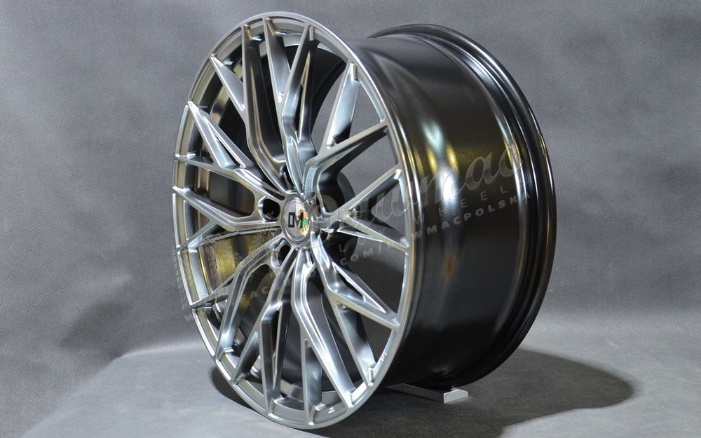 Felgi aluminiowe DM04 Flow Forming 20" 9J ET35 5x112 5x120 Hyper Black
