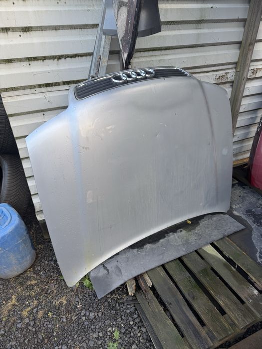 Maska Przednia Stebrna Audi A4 B5 FL 99-01