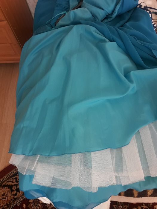 Długa suknia, rozm. 42, stan idealny