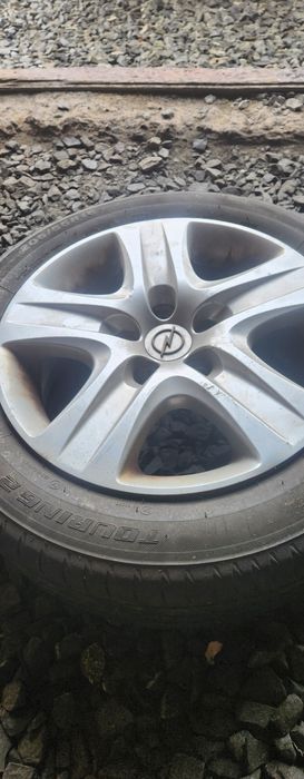 Felgi z oponami opel