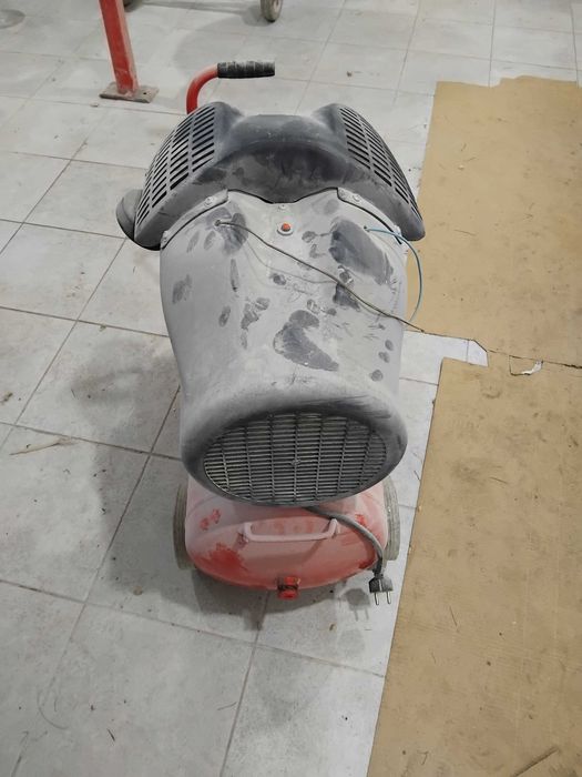 компресор intertool 2.33 квт