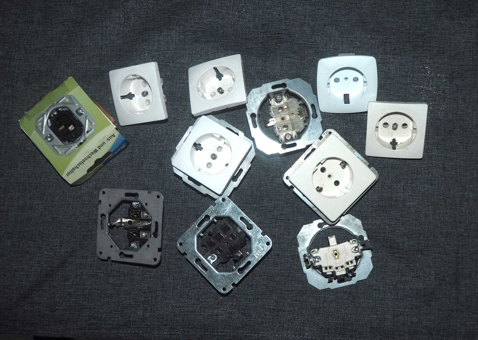 Gniazdka,wyłączniki ,osłonki nowe i używane