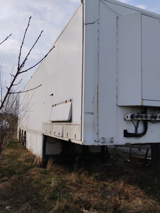 Garaż magazyn kontener naczepa dwupoziomowe dwupietrowa