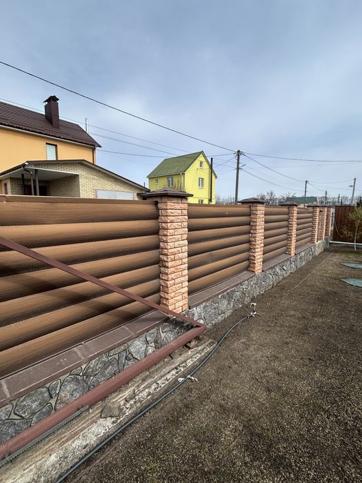 Продам рвану цеглу колір персик