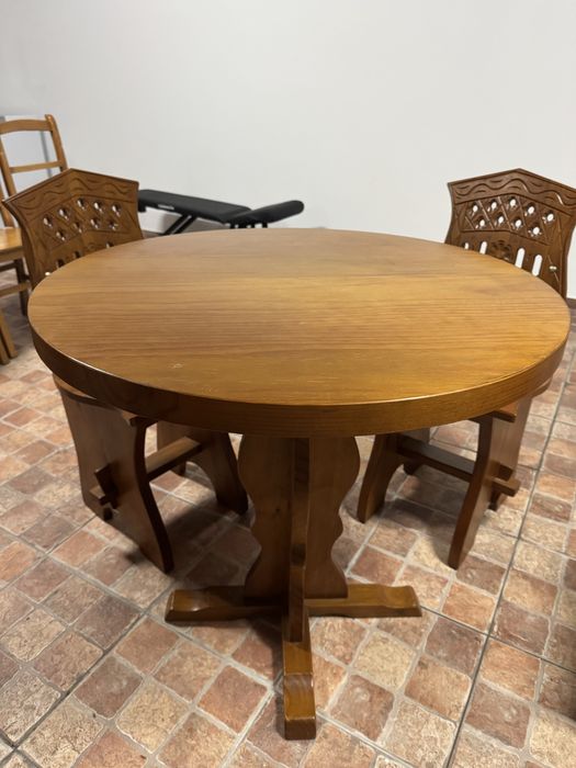 Mesa rustica + 4 cadeiras