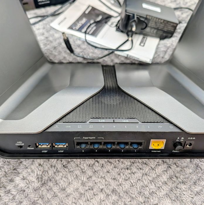 Роутер WiFi 6 NETGEAR Nighthawk AX6000 RAX80