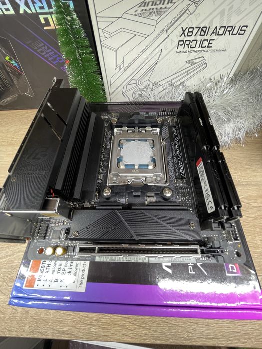 Материнська плата Asrock A620I lightning  wifi  AM5