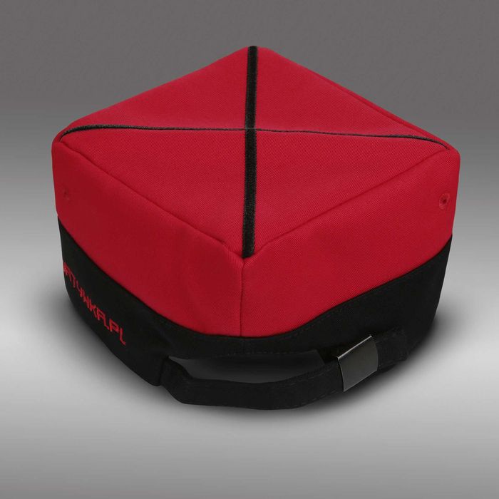 Rogatywka czerwono-czarna rozm. L