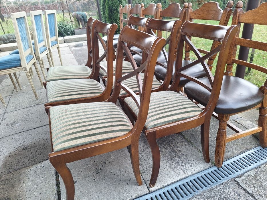 Krzesła stylowe różne