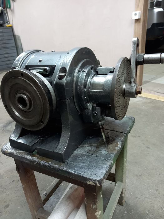 Делительная головка УДГ 320