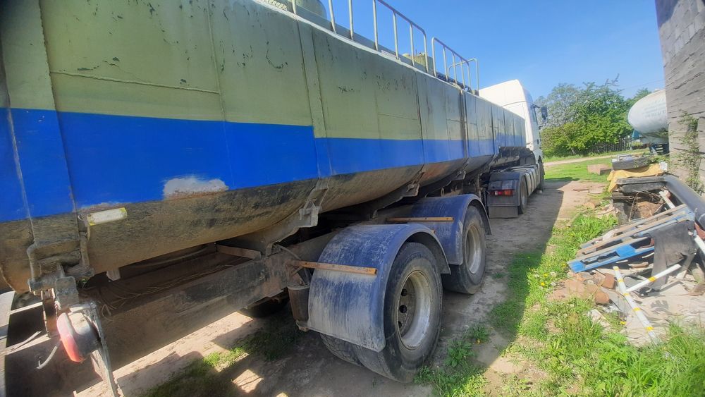 Полуприцеп, напівпричіп цистерна  ЧМЗАП ТЗ-22