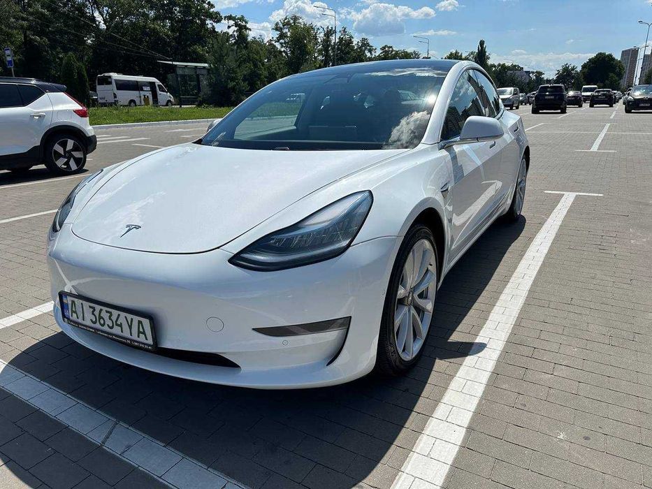 Tesla model 3 Long rang Dual motor 4х4 2019 3.6 s