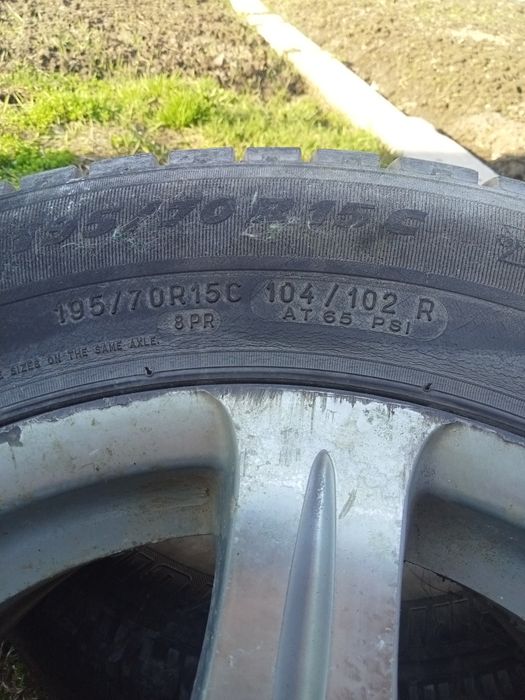 Продам титанові диски з резиною