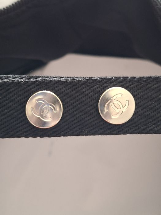 Czapka z daszkiem Chanel