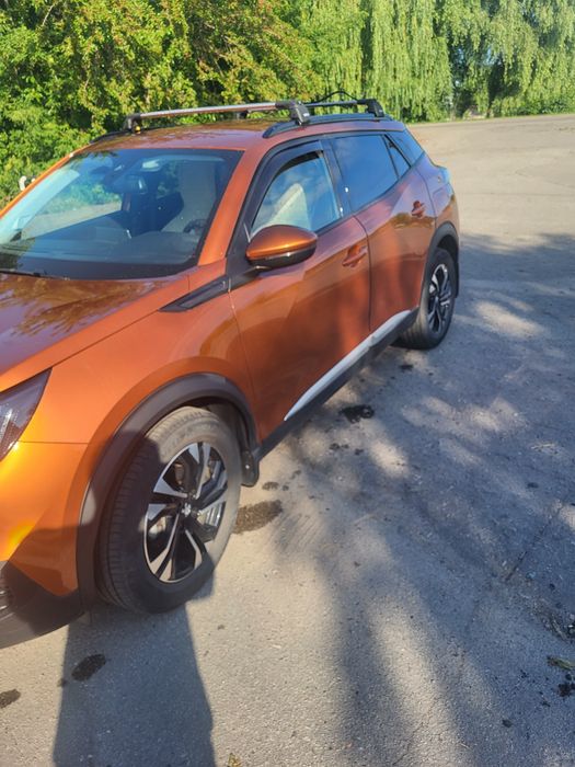 Продаю peugeot 2008 2020 г.в. с пробегом  28 тыс.км