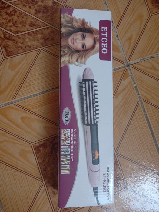 Плойка-розчіска 3 в 1