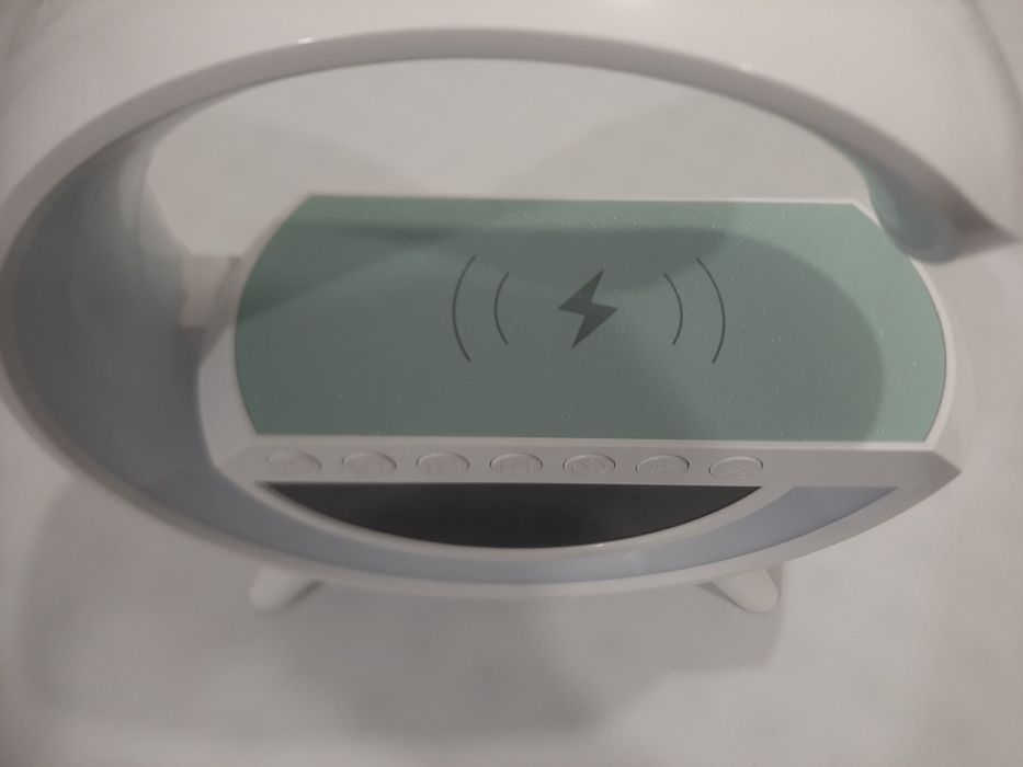 Lampka, budzik led z wbudowanym głośnikiem