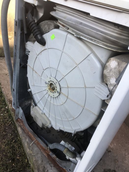 Продам пральну машинку  Whirlpool