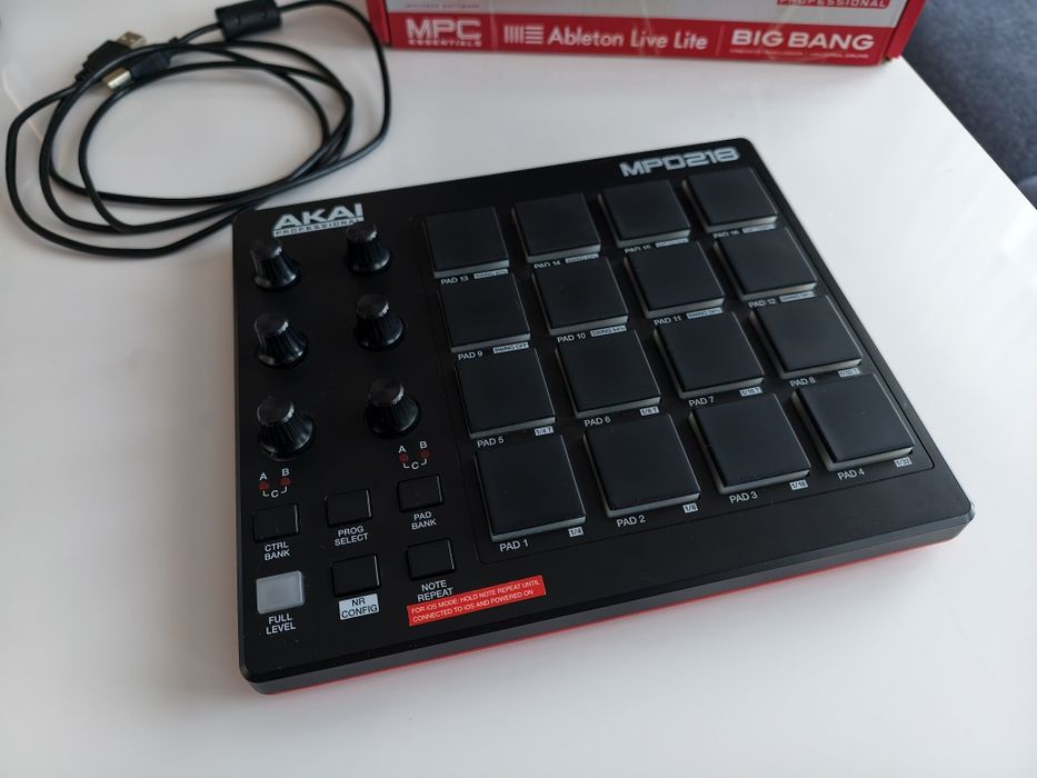 Sprzedam Akai MPD 218