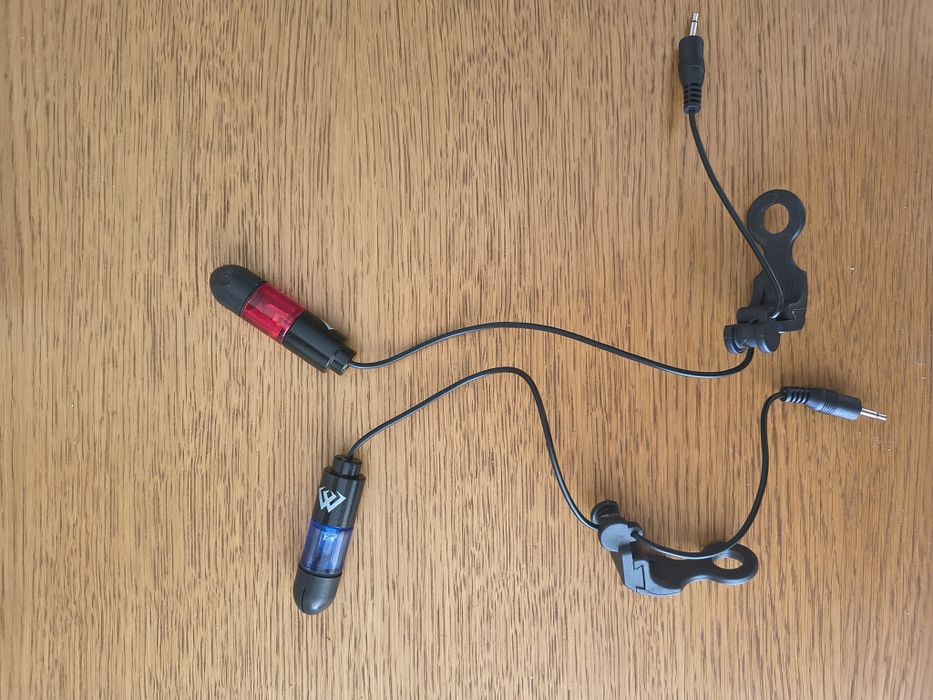 Mikado Led Hanger - hanger (niebieski i czerwony )