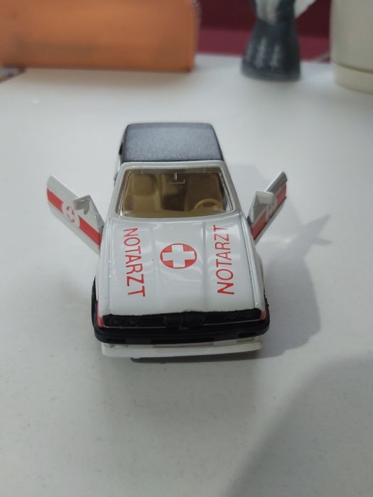 Bmw 325i super model